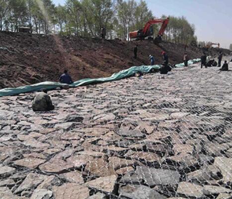 格賓石籠護(hù)底